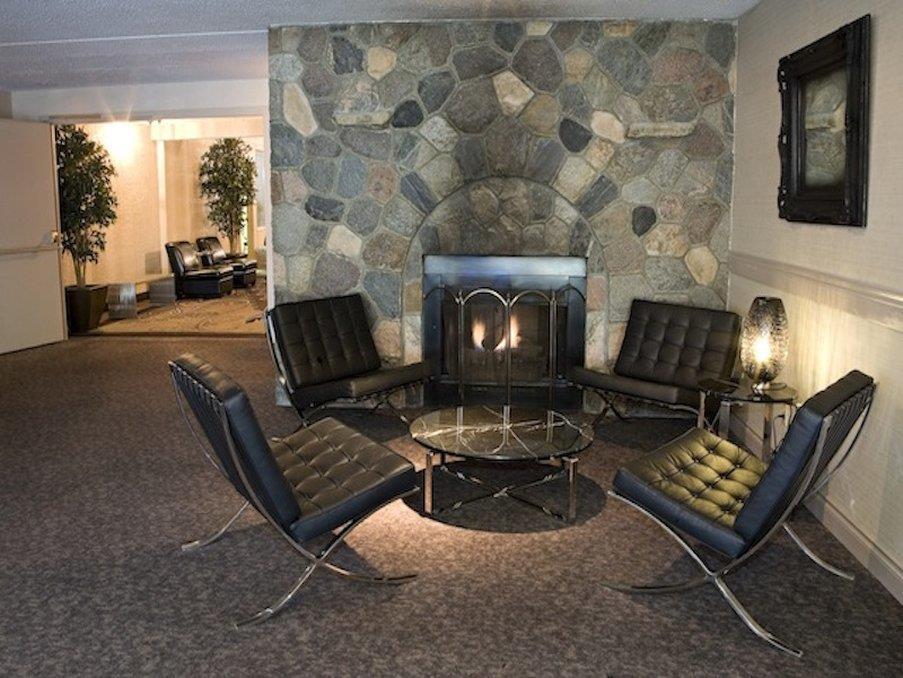 Heritage Inn Hotel & Convention Centre - Moose Jaw Beltér fotó