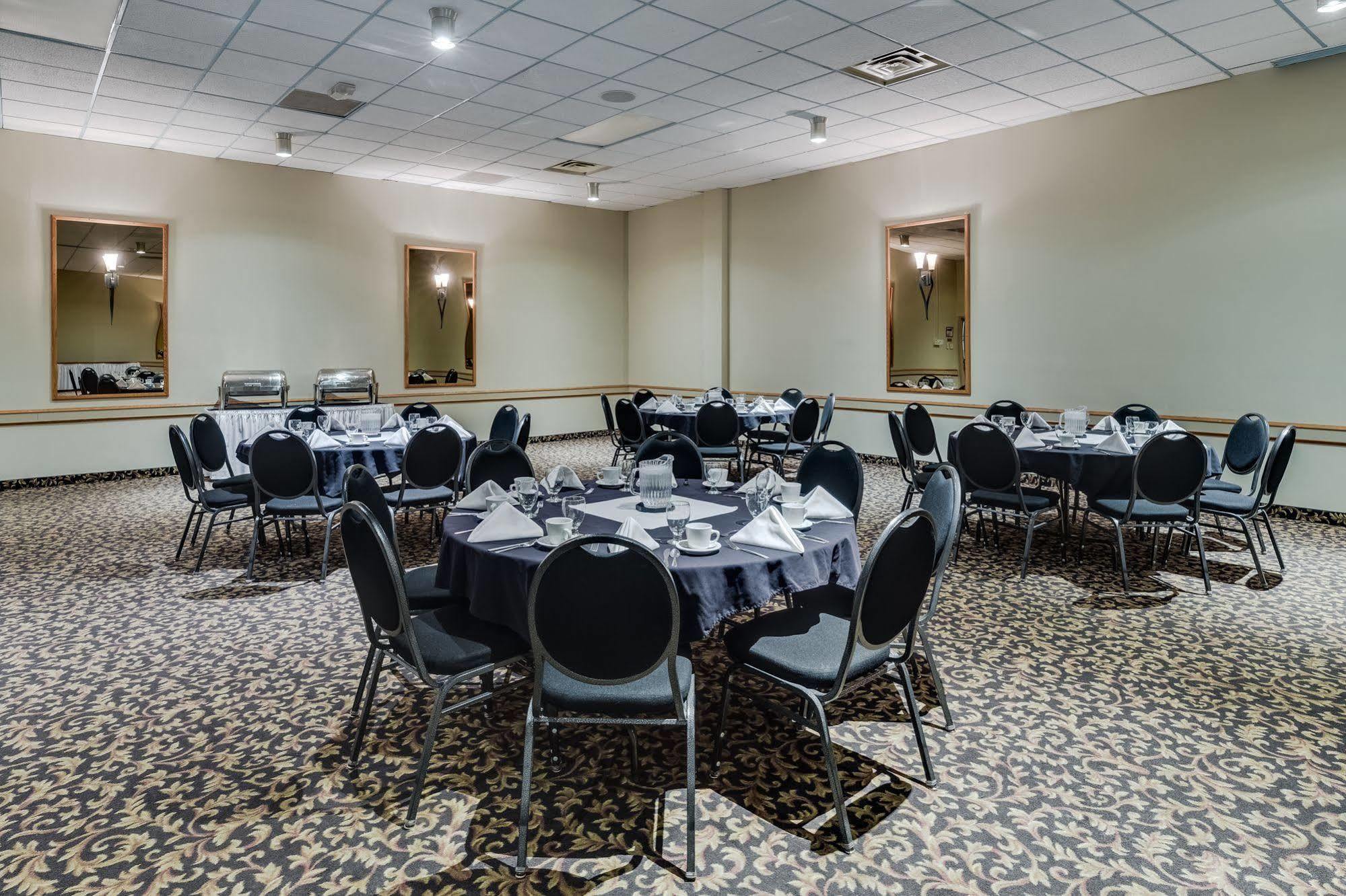 Heritage Inn Hotel & Convention Centre - Moose Jaw Kültér fotó